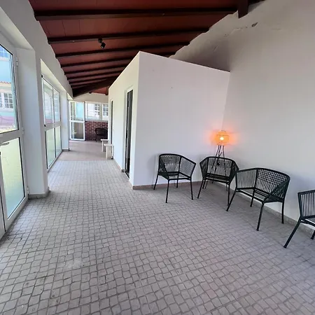 Charming 5 Min From Villa