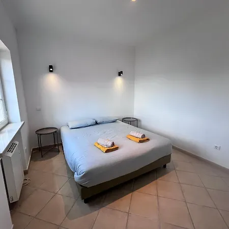Villa Charming 5 Min From *